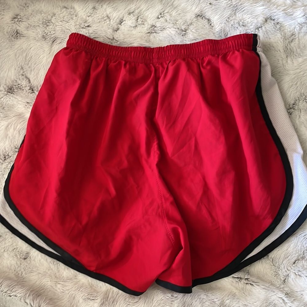Nike running athletic shorts small s red black white Chicago colors Y2K - Picture 5 of 5